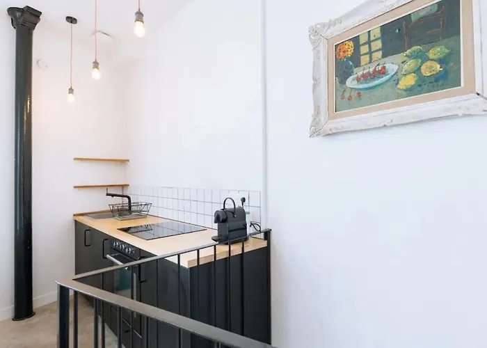 Charming Loft Near Montmartre